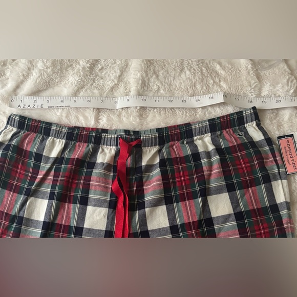 NWT Vineyard Vines PJ pants - Picture 4 of 4